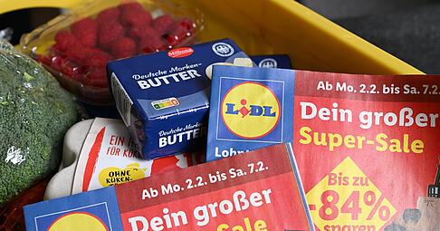 Ende Mai des Vorjahres hatte der Discounter Lidl angek&uuml;ndigt, mehr als 500 Einzelartikel dauerhaft im Preis zu senken. Eine irref&uuml;hrende Werbung, hat das Landgericht Heilbronn nun geurteilt.