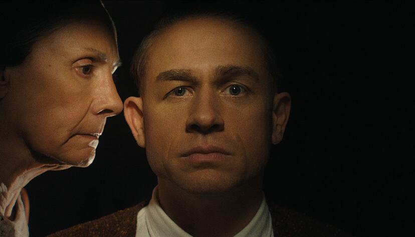 Ein Mörder und seine Mutter: «Monster: Die Geschichte von Ed Gein» Ein Mörder und seine Mutter: «Monster: Die Geschichte von Ed Gein»