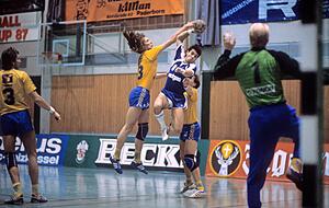 Markus Hönnige im Jahr 1987 beim Supercup in Paderborn gegen Schweden. Der Sieg bei dieser Mini-WM war sein größter Erfolg im Nationaltrikot.
Foto: Imago Markus Hönnige im Jahr 1987 beim Supercup in Paderborn gegen Schweden. Der Sieg bei dieser Mini-WM war sein größter Erfolg im Nationaltrikot.
Foto: Imago