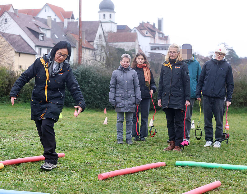 Übungen ohne Hund lenken den Fokus auf Haltung, Ausstrahlung und Aufmerksamkeit – zentrale Elemente des Hobby Dogging.