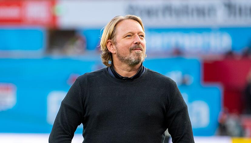 Sven Mislintat war bis November 2022 beim VfB Stuttgart. Sven Mislintat war bis November 2022 beim VfB Stuttgart.