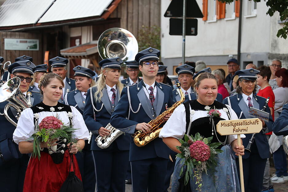 "Musik liegt in der Luft" war das Motto beim Waldenburger Stadtfest mit Festumzug am Samstag.