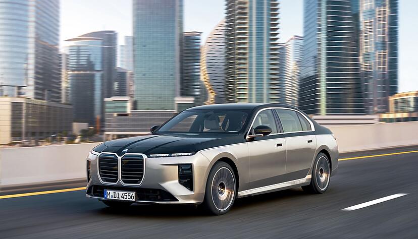 Facelift f&uuml;r den 7er: Neben zahlreichen Erg&auml;nzungen und Verfeinerungen bei Ausstattung und Ambiente hat BMW zudem die Assistenzsysteme verbessert.