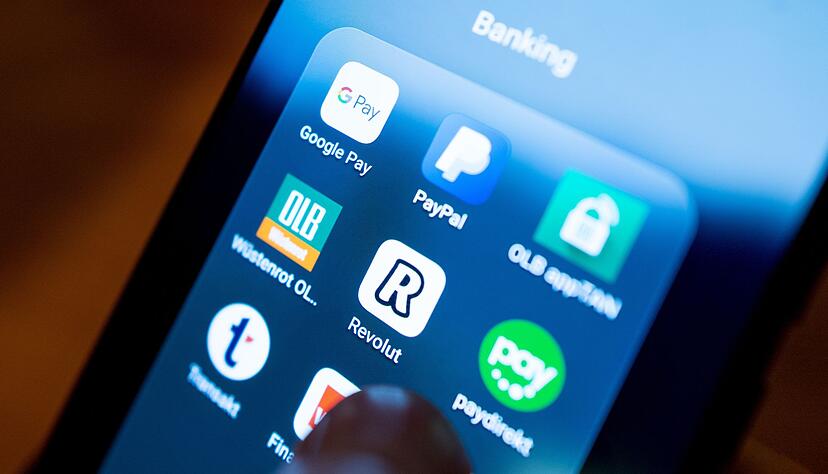 Die britische Digitalbank Revolut will mit ihrer Finanzplattform zum globalen Finanzanbieter aufsteigen (Symbolbild). Die britische Digitalbank Revolut will mit ihrer Finanzplattform zum globalen Finanzanbieter aufsteigen (Symbolbild).