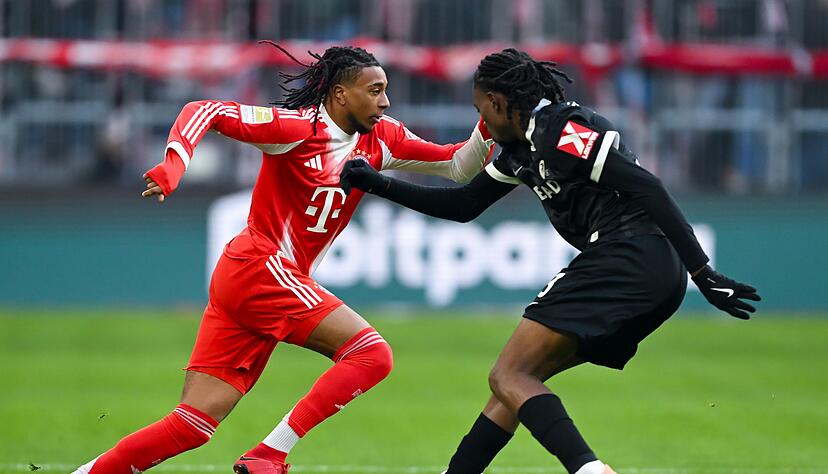 Nicht zu stoppen: Michael Olise (l) war gegen Freiburg an fünf Bayern-Toren direkt beteiligt. Nicht zu stoppen: Michael Olise (l) war gegen Freiburg an fünf Bayern-Toren direkt beteiligt.