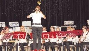Die Jugendkapelle des Musikvereins L&ouml;wenstein er&ouml;ffnete das Benefizkonzert in der Stiftung Lichtenstern schwungvoll.Foto: Gustav D&ouml;ttling