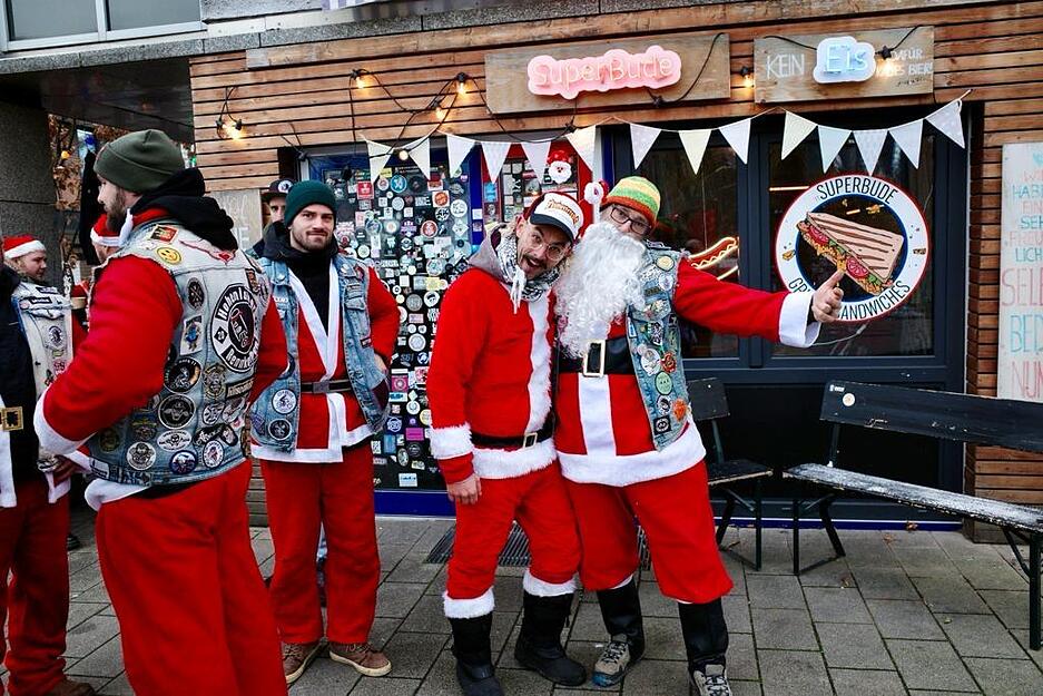 An der Superbude können ab 13 Uhr am 7. Dezember Geld- und Sachspenden abgegeben werden. An der Superbude können ab 13 Uhr am 7. Dezember Geld- und Sachspenden abgegeben werden.