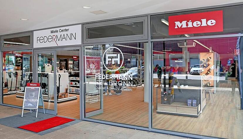 Umzug: Das Miele-Center-Federmann ist von der Heilbronner Allee ins City-Center- Süd in der Werderstraße umgezogen. Umzug: Das Miele-Center-Federmann ist von der Heilbronner Allee ins City-Center- Süd in der Werderstraße umgezogen.