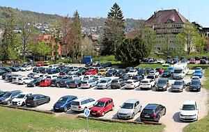 Auf dem Parkplatz beim Kaufland entsteht der erste Bauabschnitt. Der Baubeschluss soll im Sommer 2023 fallen, der Baustart wird für Frühjahr 2024 angepeilt.