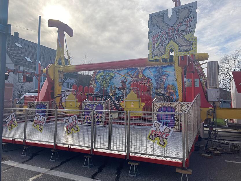 In Heilbronn wird der Pferdemarkt aufgebaut In Heilbronn wird der Pferdemarkt aufgebaut