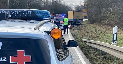 Zwei weitere Männer erlitten beim dem Unfall bei Eppingen zum Teil schwere Verletzungen.