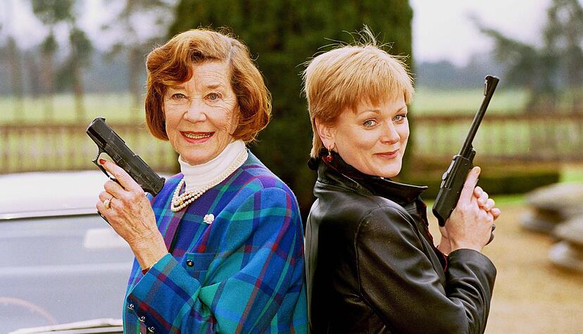 Lois Maxwell (l) und Samantha Bond haben beide &laquo;Miss Moneypenny&raquo; gespielt. (Archivbild)
