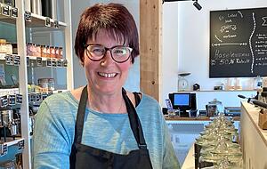 Dorothee Reinwald betreibt ihren Laden in Stetten mit viel Herzblut.
Foto: Klöppel