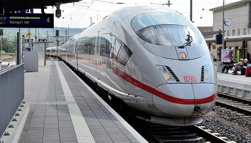 Ende April 2019 hielt der erste "Buga-ICE" am Hauptbahnhof in Heilbronn. Ab Juli 2024 sollen nun wieder ICEs in Heilbronn halten.