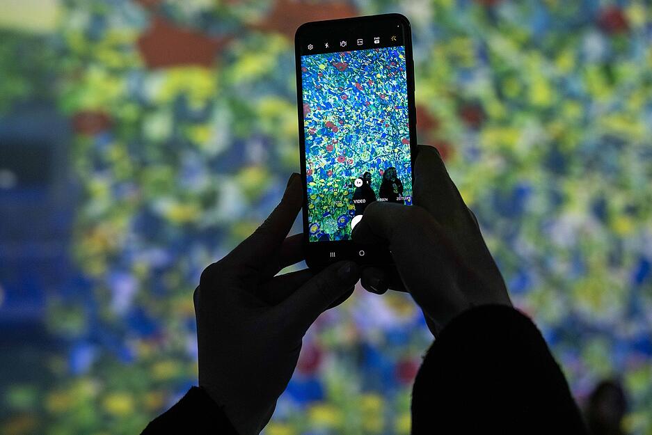 Immersive Kunstausstellung  in Ludwigsburg: Klimts Gem&auml;lde digitalisiert