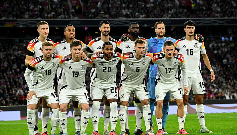 Die deutsche Nationalmannschaft holt einen Prestigesieg gegen den Erzrivalen Niederlande und qualifiziert sich vorzeitig für die K.-o.-Runde der Nations League.