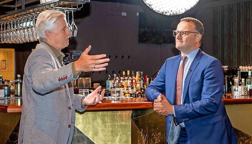 "Eine Mehrheit im Land will eine andere Politik", erklärt Jens Spahn beim Stimme-Live-Talk "Ohne Ausrede" mit Chefredakteur Uwe Ralf Heer. "Eine Mehrheit im Land will eine andere Politik", erklärt Jens Spahn beim Stimme-Live-Talk "Ohne Ausrede" mit Chefredakteur Uwe Ralf Heer.