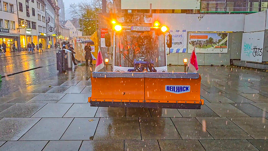 Insgesamt sei Baden-Württemberg gut auf den Wintereinbruch vorbereitet. Insgesamt sei Baden-Württemberg gut auf den Wintereinbruch vorbereitet.