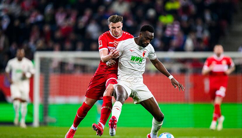 Ermedin Demirovic (l) ist zur&uuml;ck an alter Wirkungsst&auml;tte in Augsburg.