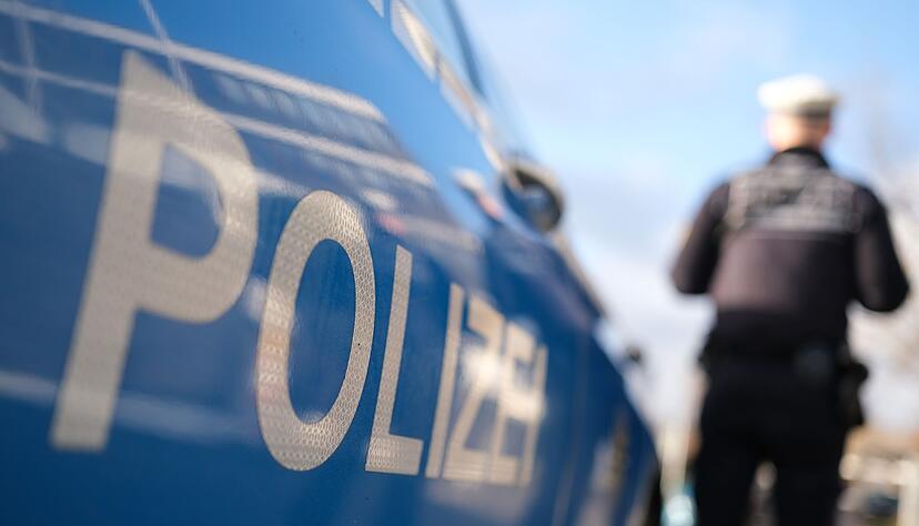 Die Polizei rückte zu einem Einsatz in Bretten aus. (Symbolbild)
