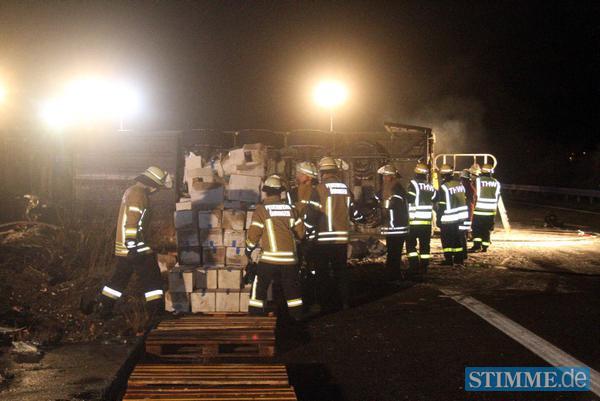 Vier Tote bei Unfall auf A6 | 03.11. Vier Tote bei Unfall auf A6 | 03.11.