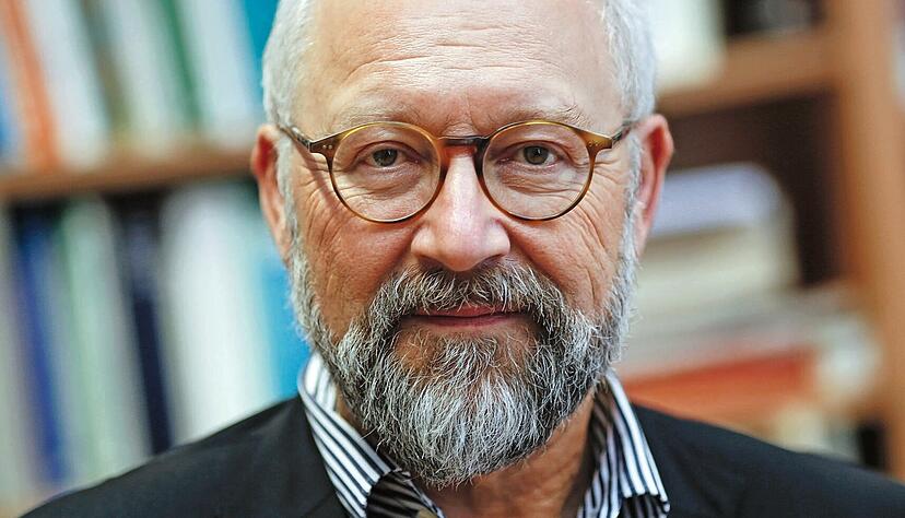 &bdquo;Jetzt m&uuml;ssen die Deutschen nolens volens F&uuml;hrungsaufgaben &uuml;bernehmen&ldquo;: Auf Einladung von Literaturhaus und der KSK-Stiftung spricht mit Herfried M&uuml;nkler einer der f&uuml;hrenden Intellektuellen der Republik in Heilbronn.