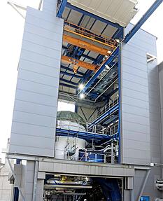 Die Oberstufe im Prüfstand P 5.2: Im Januar wurde das Triebwerk zuletzt gezündet. Die Oberstufe im Prüfstand P 5.2: Im Januar wurde das Triebwerk zuletzt gezündet.