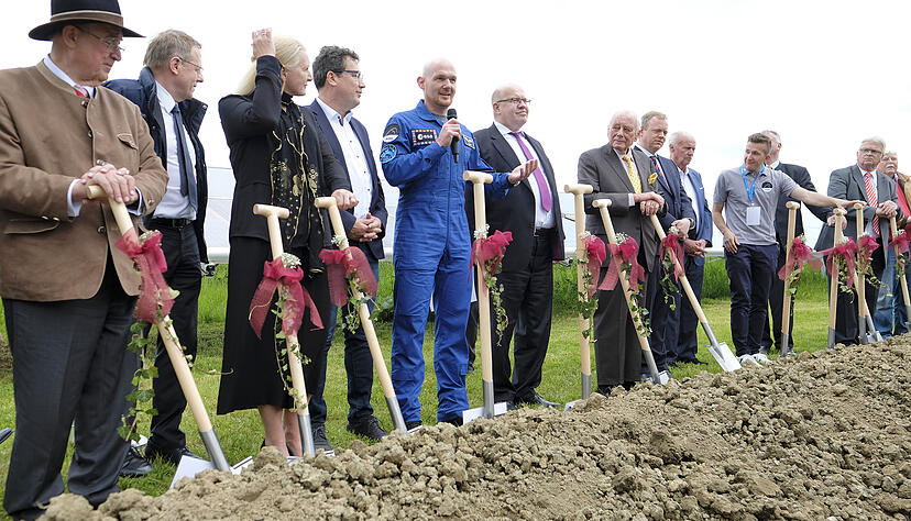 Spatenstich für die Alexander-Gerst-Sternwarte