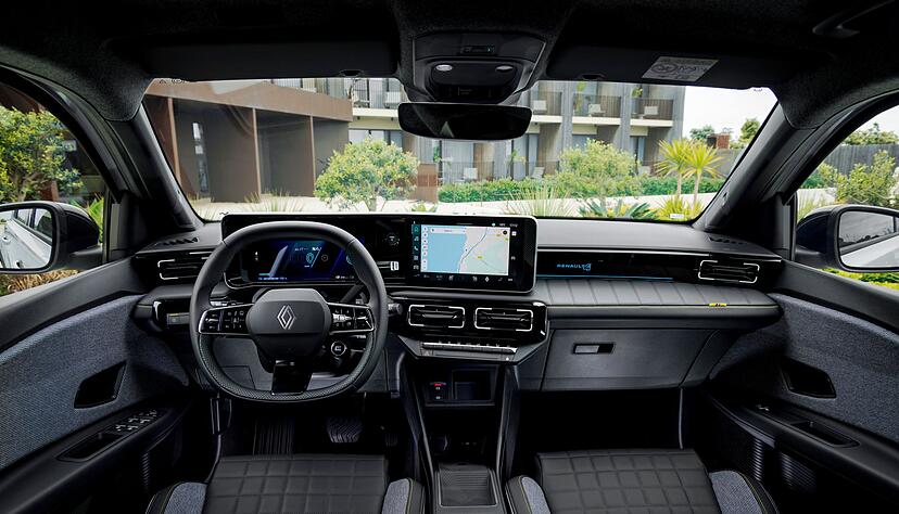 Modernes Ambiente: Von reiner Retro-Stimmung will Renault hier nichts wissen und hat einen zeitgem&auml;&szlig;en Innenraum entworfen.