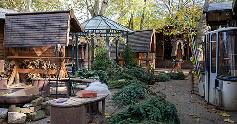 Detailverliebte Dekoration macht das Heilbronner Winterdorf einzigartig.