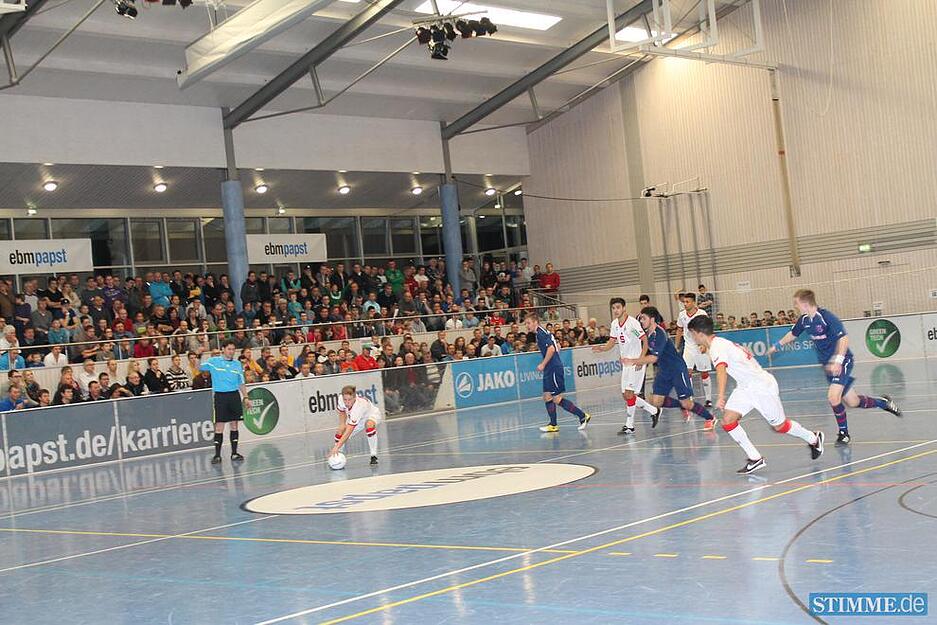 Hollenbach gegen 1 FC Köln im Viertelfinale