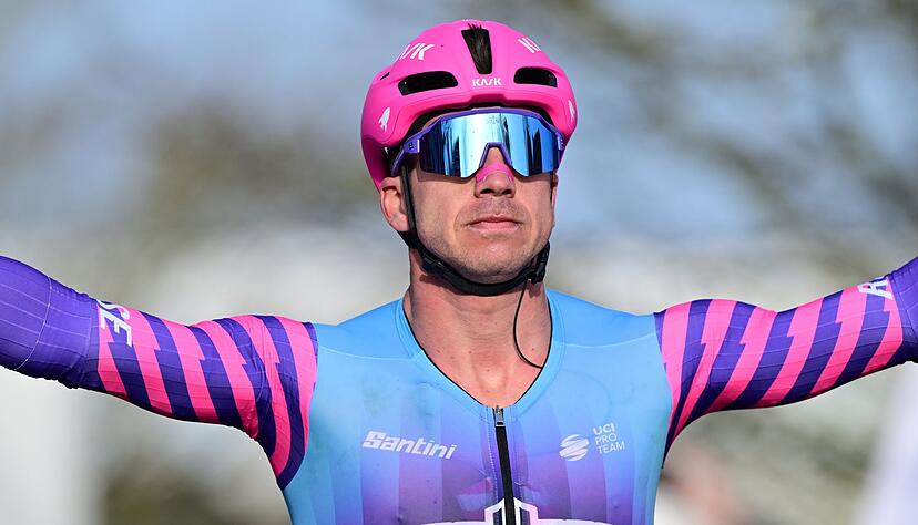 Dylan Groenewegen feiert einen Sieg in Belgien.