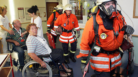 Feuerwehrübung Seniorenheim Bad Friedrichshall, Probe Feuerwehr