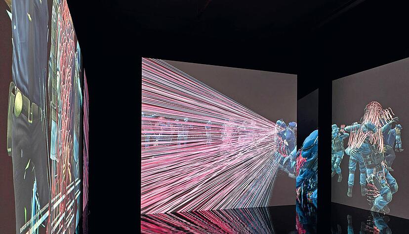 Die Beziehung zwischen Algorithmen und Menschen, zwischen Künstlicher Intelligenz und einer zukünftigen Gemeinschaft: Damit befasst sich die Ausstellung "Shift". Die Beziehung zwischen Algorithmen und Menschen, zwischen Künstlicher Intelligenz und einer zukünftigen Gemeinschaft: Damit befasst sich die Ausstellung "Shift".