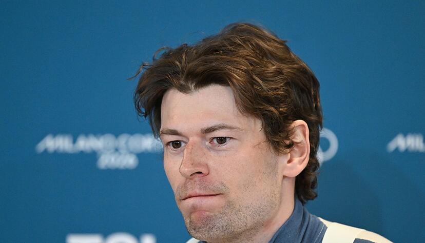 Leagreid musste auch bei der Pressekonferenz Fragen zu seinem Gest&auml;ndnis beantworten.