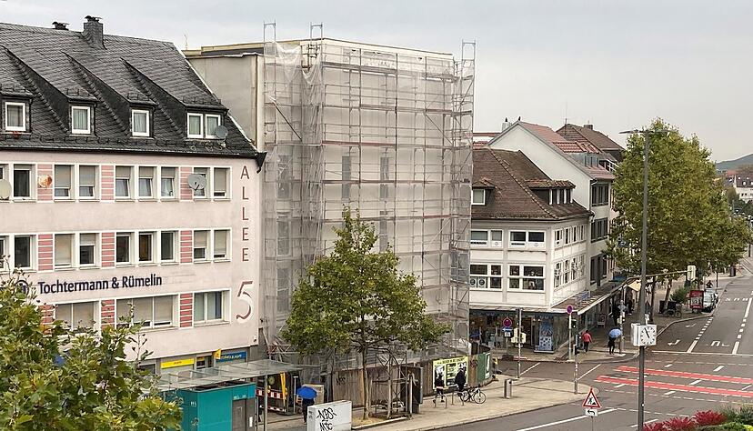 Auf der Baustelle für das neue Holiday-Inn-Express-Hotel an der Allee geht es voran.