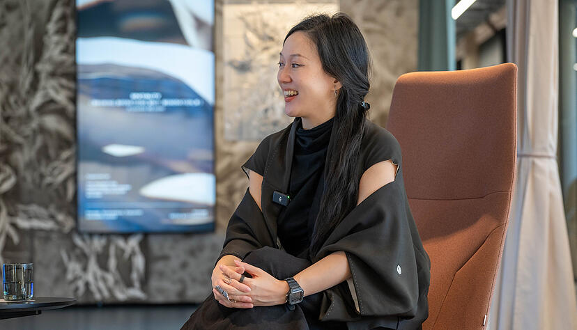 „Ich möchte verstehen, wie Dinge funktionieren“: Sougwen Chung experimentiert an der Schnittstelle von Mensch und Maschine.