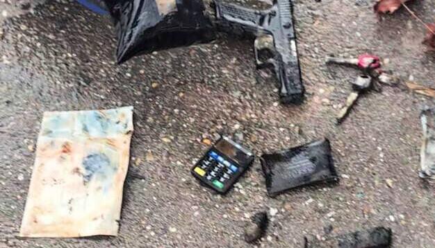 Der Inhalt aus dem Tresor, der am Mittwoch aus dem Neckar gefischt wurde. Der Inhalt aus dem Tresor, der am Mittwoch aus dem Neckar gefischt wurde.