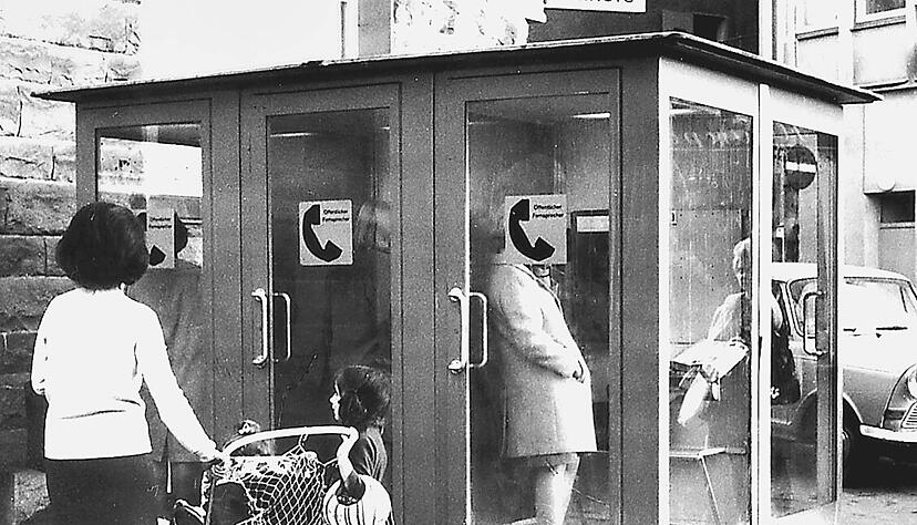 Hei&szlig; begehrt: Wie hier an der Hauptpost in Heilbronn bildeten sich vor den &ouml;ffentlichen Ger&auml;ten bisweilen Warteschlangen. Foto: Archiv