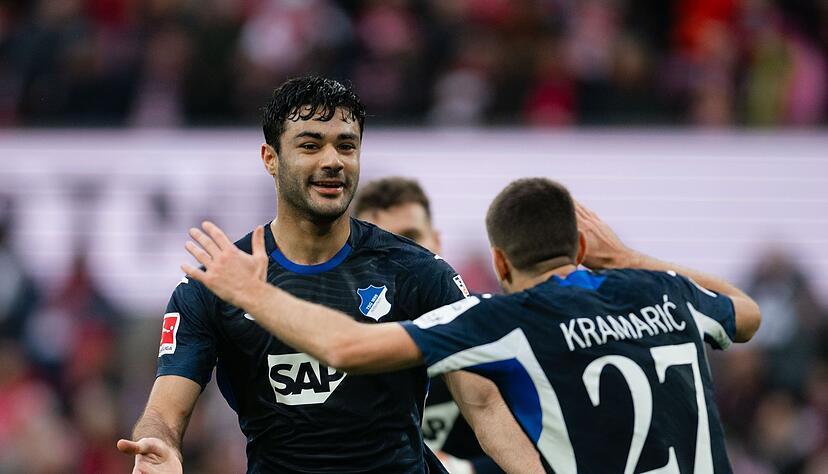 Hoffenheims Torsch&uuml;tze Ozan Kabak und Andrej Kramarić jubeln nach dem Treffer zum 1:1-Ausgleich.