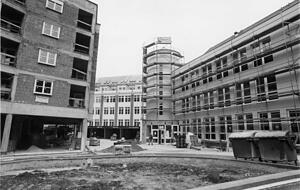 Der s&uuml;dwestlich gelegene Geb&auml;udetrakt hei&szlig;t Haus Herbert, benannt nach dem &auml;ltesten Sohn Otto von Bismarcks.
Fotos: HSt-Archiv