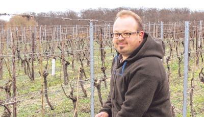Ab sofort hat er mehr Zeit f&uuml;r seinen Weinbaubetrieb: J&uuml;rgen Kachel scheidet aus dem Gemeinderat der Stadt Schwaigern aus. 17 Jahre lang geh&ouml;rte der 41-J&auml;hrige dem Gremium an.Foto: Friedhelm R&ouml;mer