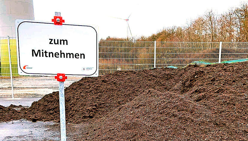 Diesen Grünkompost produziert die AWH selbst und gibt ihn kostenlos aus.