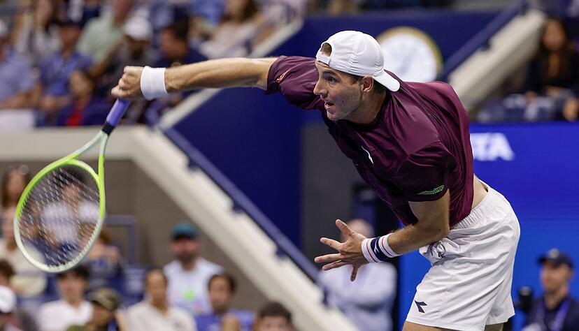 Soll es in Japan richten: Jan-Lennard Struff. (Archivbild) Soll es in Japan richten: Jan-Lennard Struff. (Archivbild)