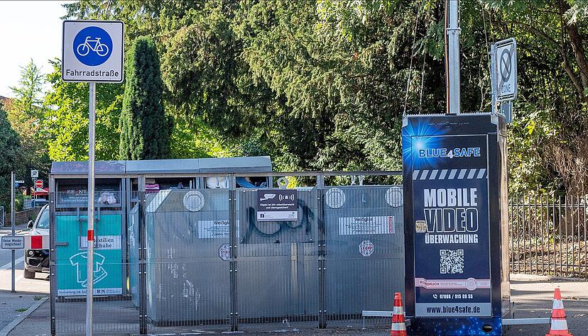 Der Standort an der Stein-/Uhlandstraße wird seit einigen Tagen überwacht. Der Standort an der Stein-/Uhlandstraße wird seit einigen Tagen überwacht.