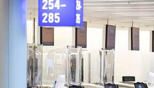 Leere Hallen: So wird es morgen an vielen Flughäfen aussehen.
Foto: dpa