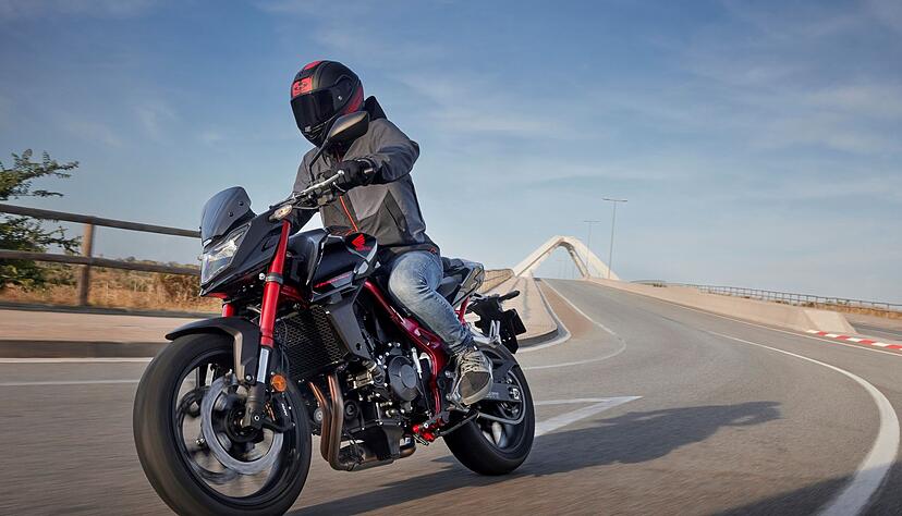 Die Honda CB 750 Hornet ist auch f&uuml;r Motorrad-Einsteiger gedacht.