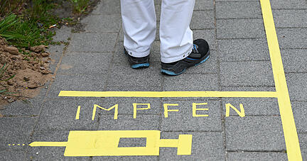 Ab Juni sollen bundesweit Betriebsärztinnen und Betriebsärzte impfen können. Foto: dpa Ab Juni sollen bundesweit Betriebsärztinnen und Betriebsärzte impfen können. Foto: dpa