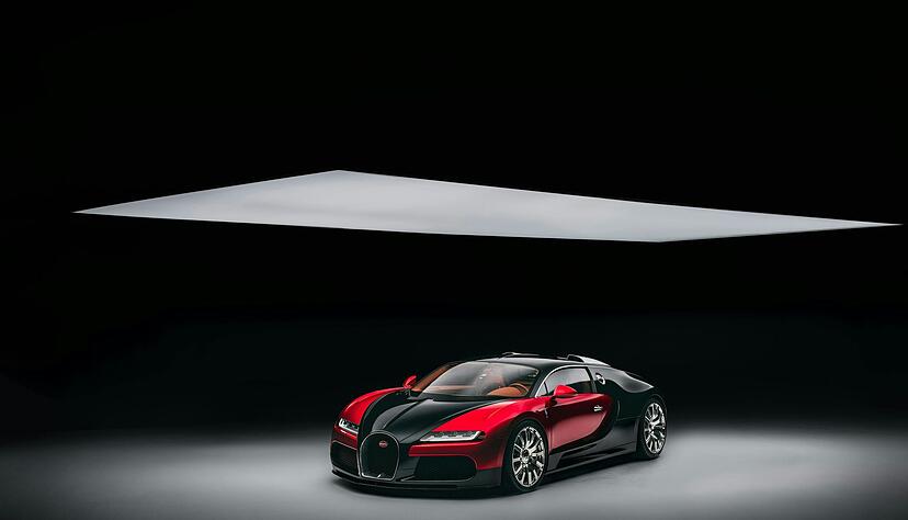 Exklusives Einzelst&uuml;ck: Das schwarz-rote Coup&eacute; ist von der Karosserie bis zum Interieur ganz den W&uuml;nschen des Kunden angepasst.