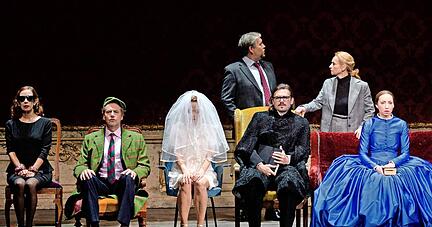 Ab der Spielzeit 2023/24 kosten Karten für das Schauspiel im Großen Haus des Heilbronner Theaters − wie hier die Produktion "Maß für Maß" − zwischen 16 und 32 Euro, ermäßigte Karten kosten die Hälfte.
Foto: Candy Welz